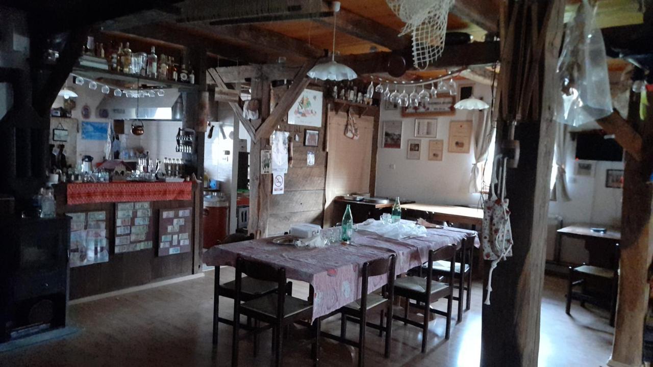 Rooms Ma La Karlovac Eksteriør bilde