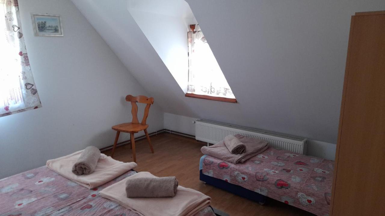Rooms Ma La Karlovac Eksteriør bilde